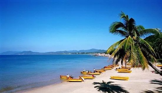 碧海蓝天下的海南,绿色宝岛发展新篇启航